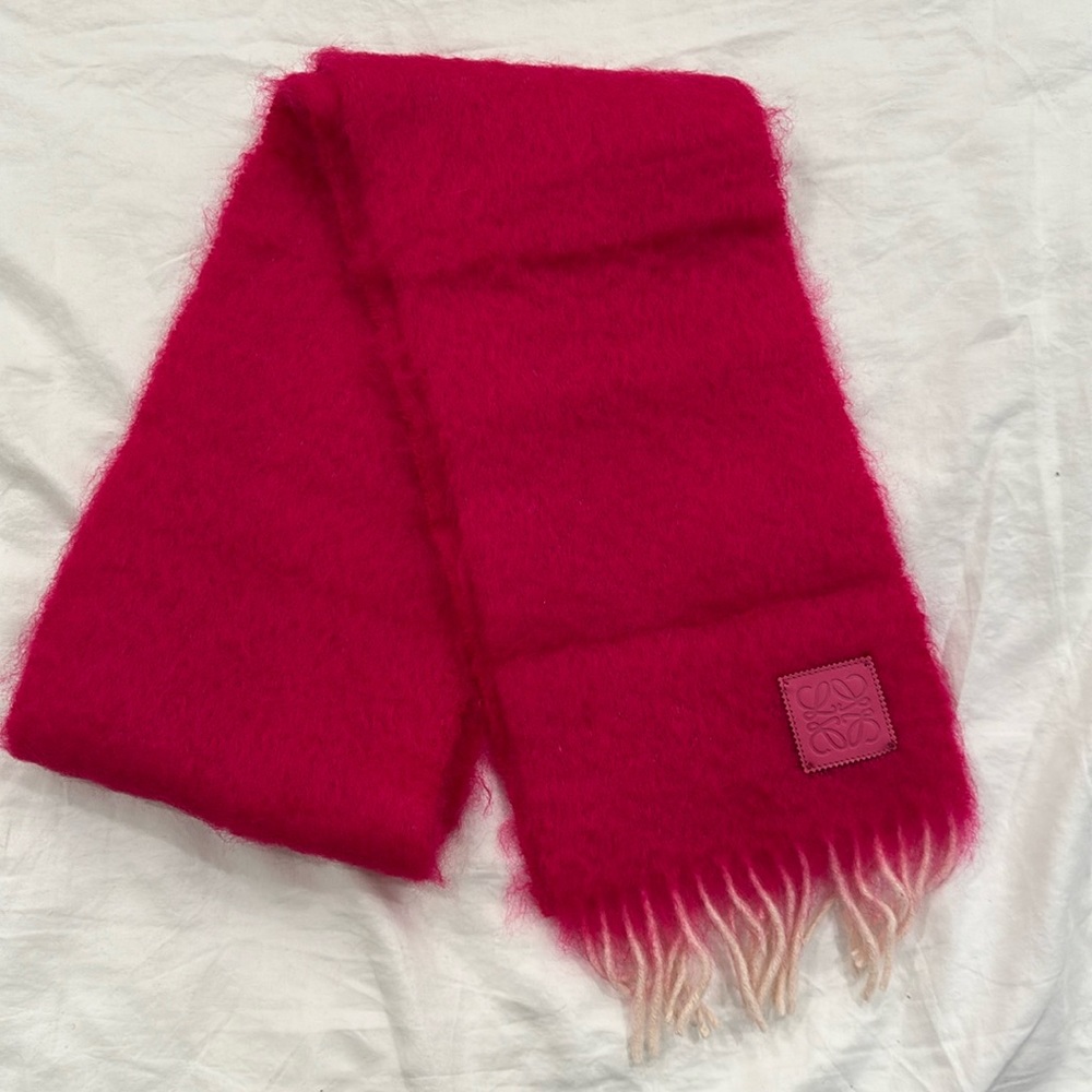 Loewe scarf